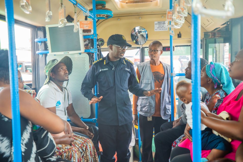 Police out to enforce lighting in automobiles