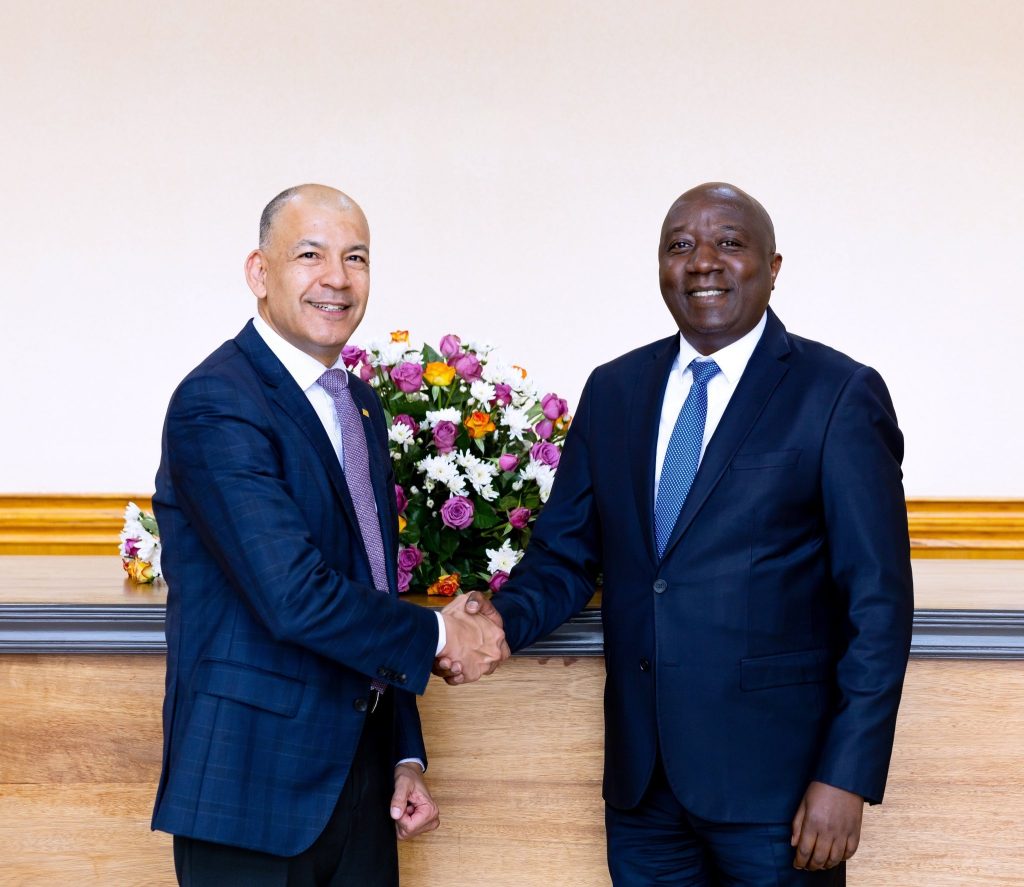 Prime Minister Dr. Ngirente Meets with YARA and Rockefeller Foundation Executives to Discuss Agriculture and School Feeding Initiatives