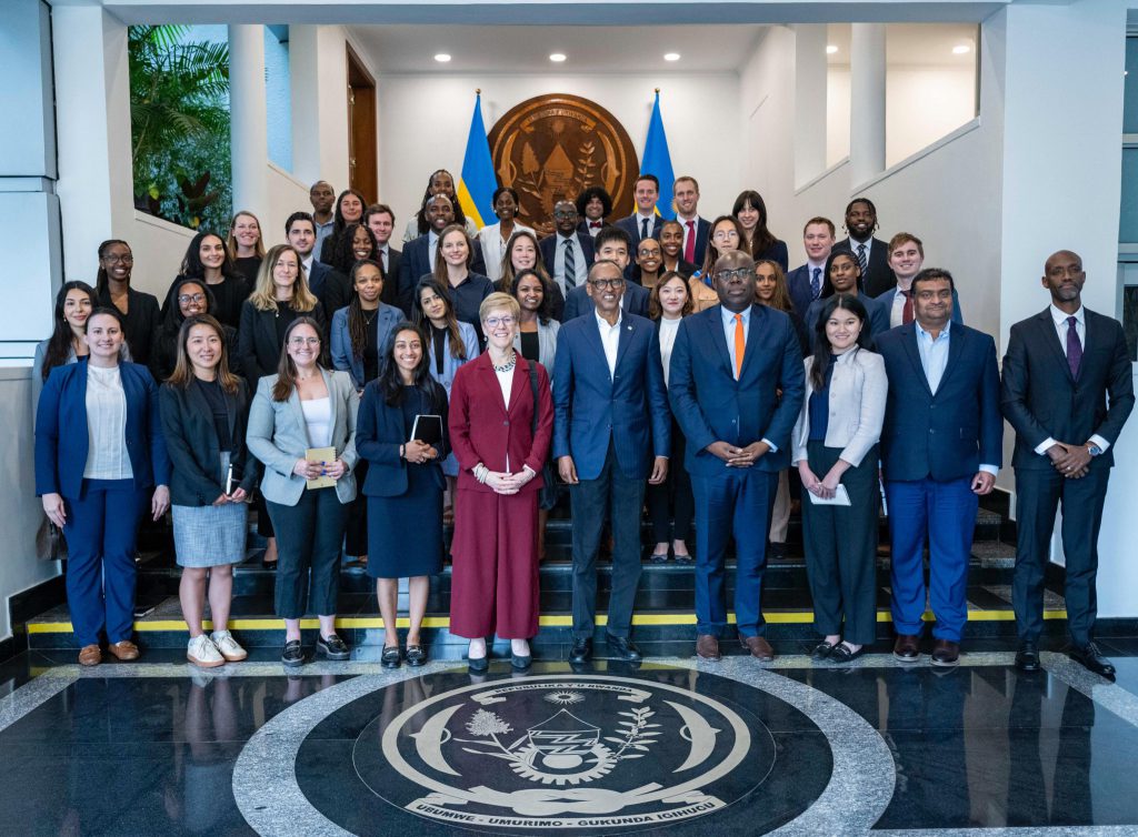 President Kagame Hosts Wharton MBA Students Following Visit to RDB