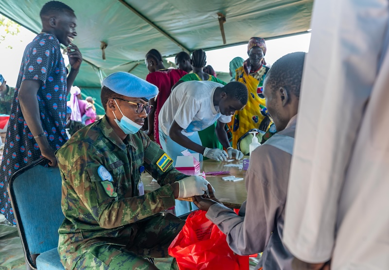 Rwandan Peacekeepers Provide Medical Relief to Displaced Persons in South Sudan