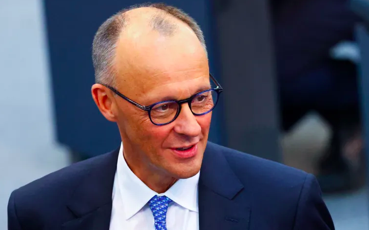 Germans Chancellor ‘Emotional Spontaneous Style’, Could Get Him in Trouble